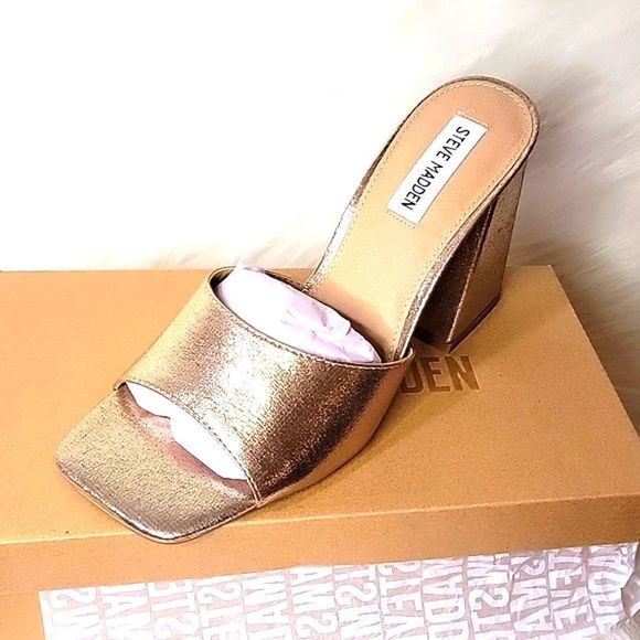 Steve Madden Shoes - NIB STEVE MADDEN GOLD ESTHER BLOCK MULES 7.5 9.5